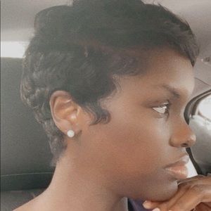 Meet your Posher, Aurielle